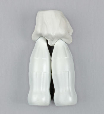 Josefine Östberg Olsson, "Colaflaskor", skulptur
